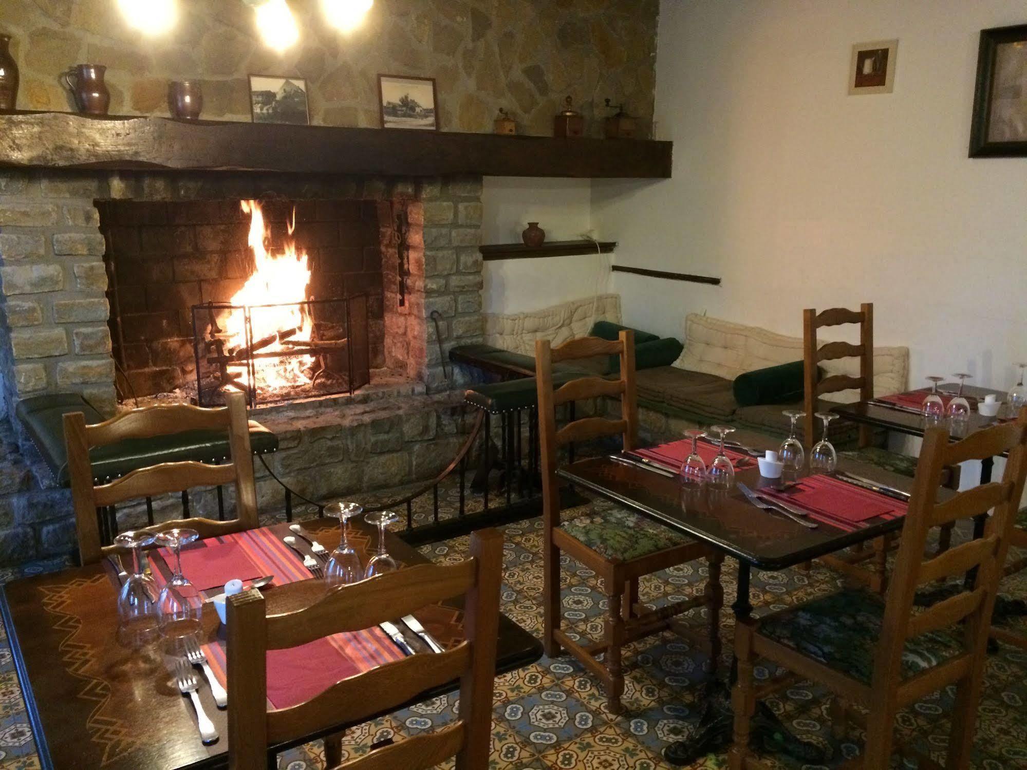 Auberge Du Moulin D'Audenfort Audrehem Esterno foto