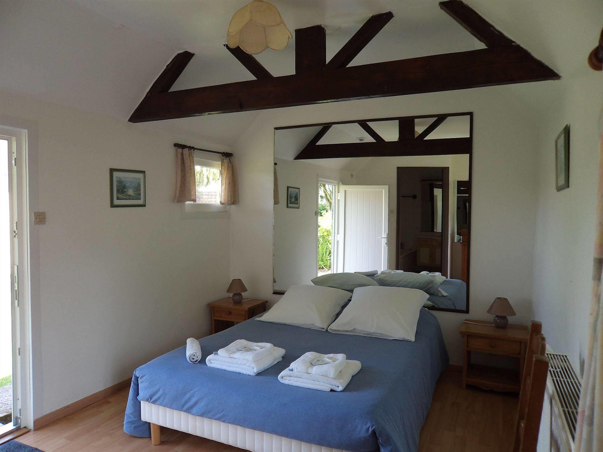 Auberge Du Moulin D'Audenfort Audrehem Esterno foto